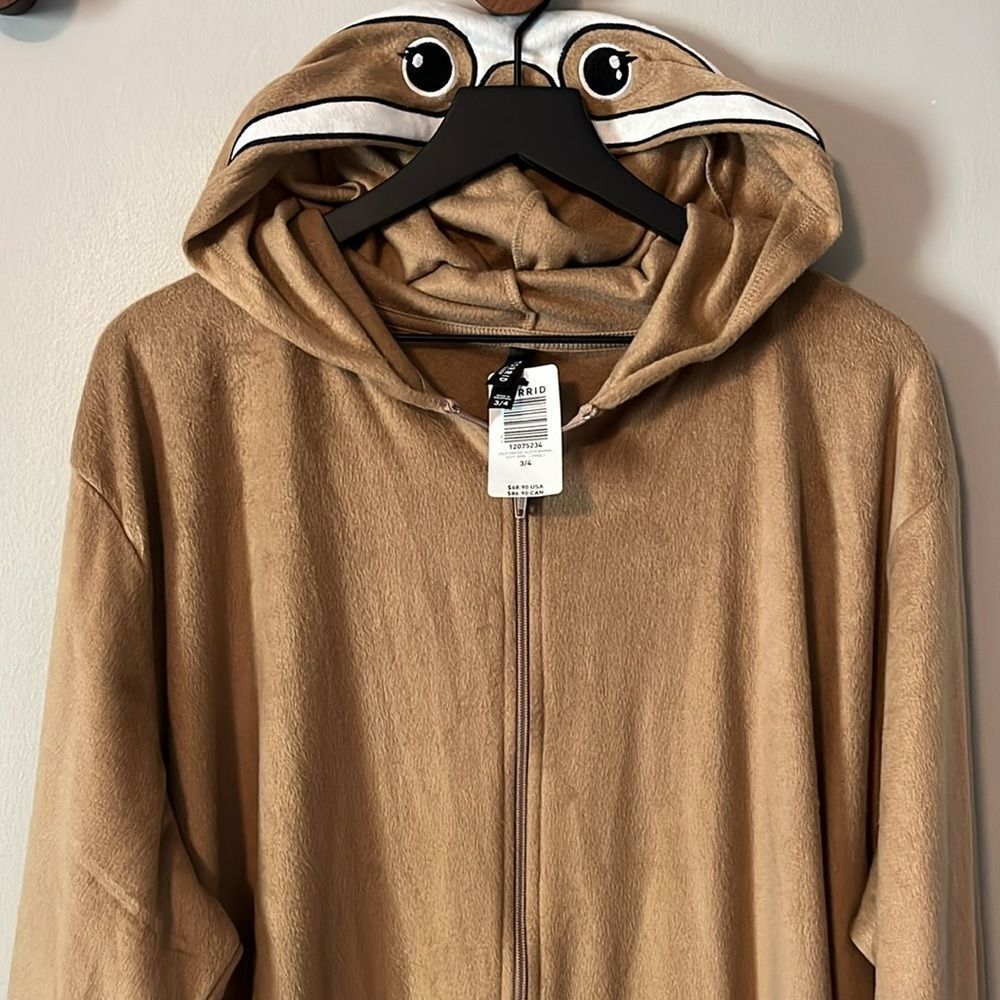 New! Torrid Tan Fleece Sloth Sleep Onesie Size 3/4 NWT - Picture 5 of 11